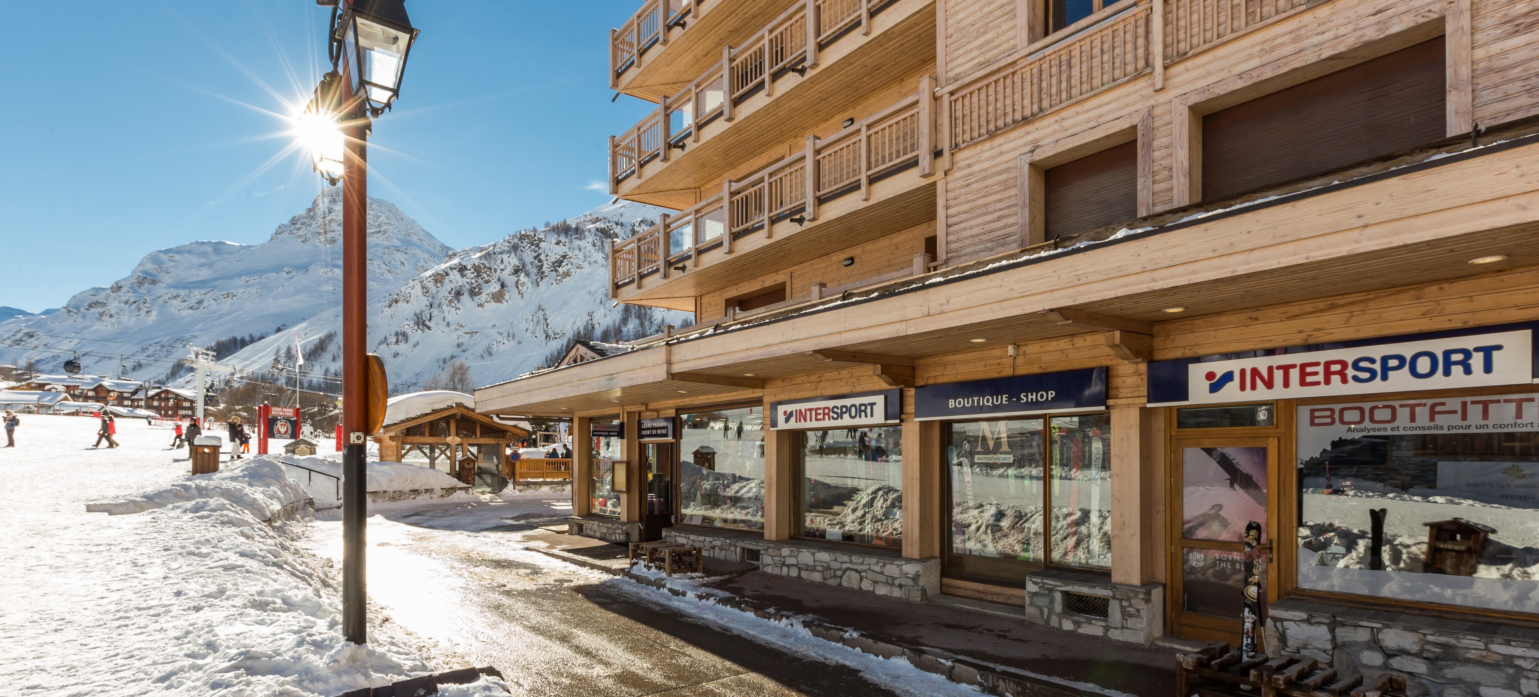 Ski rental Val d'Isère Intersport Rent